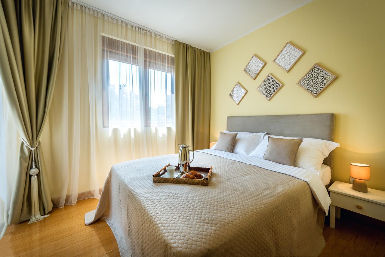 Santorini Apart Красичи Экстерьер фото