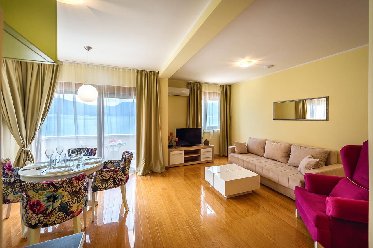 Santorini Apart Красичи Экстерьер фото