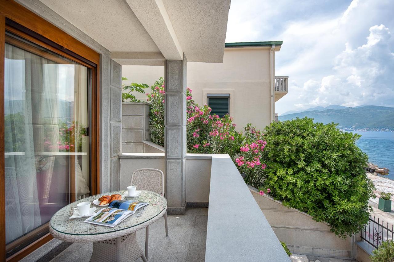 Santorini Apart Красичи Экстерьер фото
