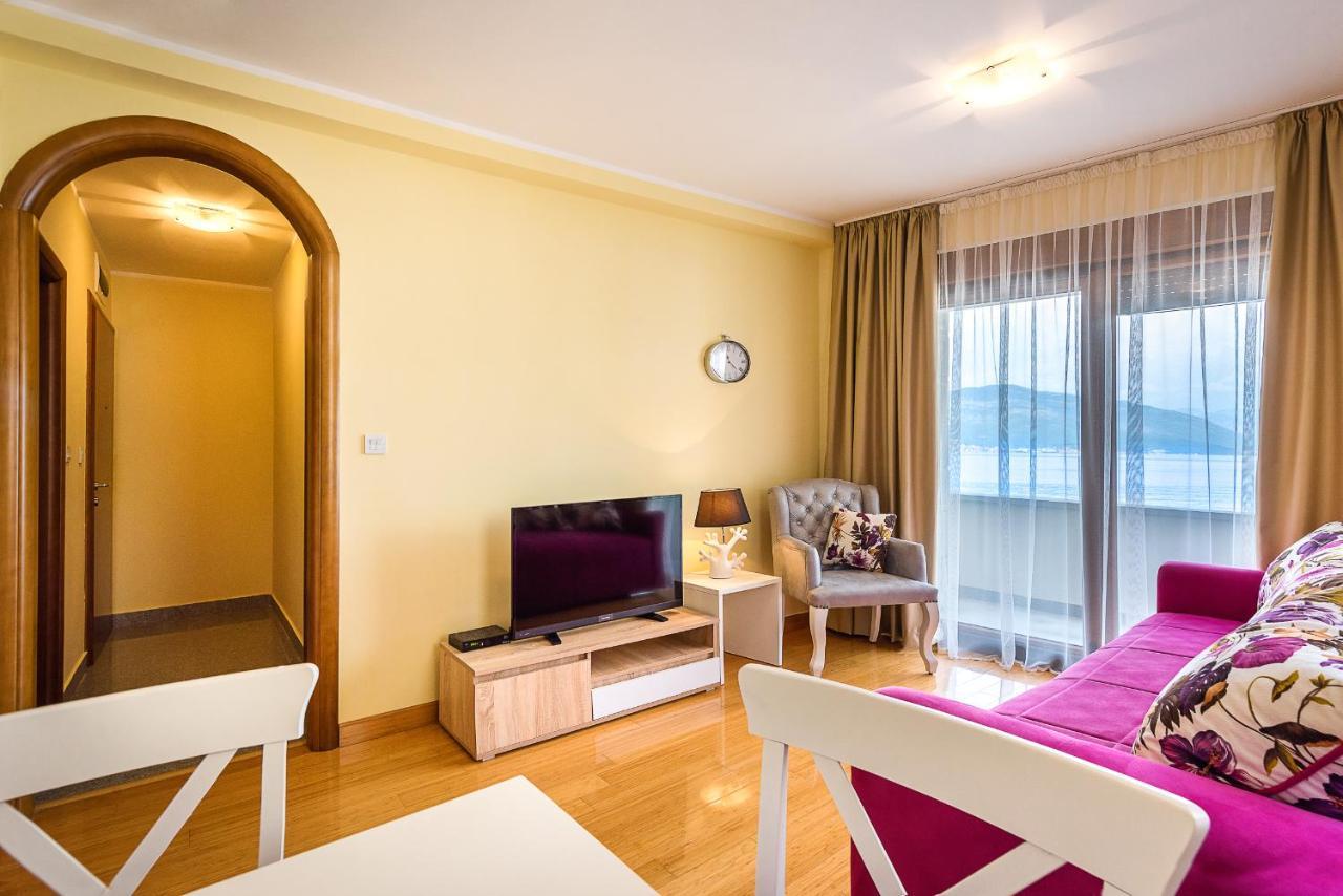 Santorini Apart Красичи Экстерьер фото