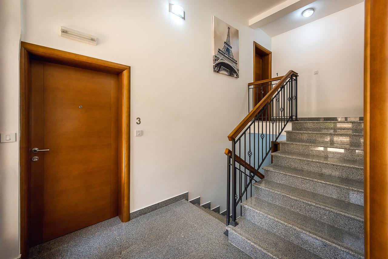 Santorini Apart Красичи Экстерьер фото